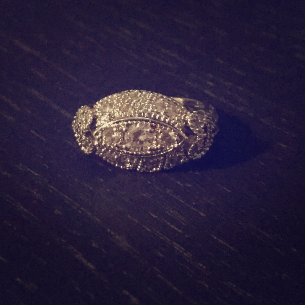 Beautiful silver ring.